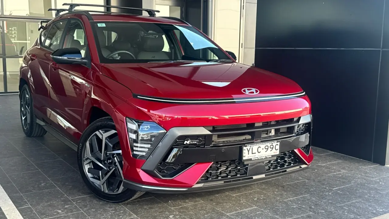 2023 HYUNDAI KONA Gallery Image 1