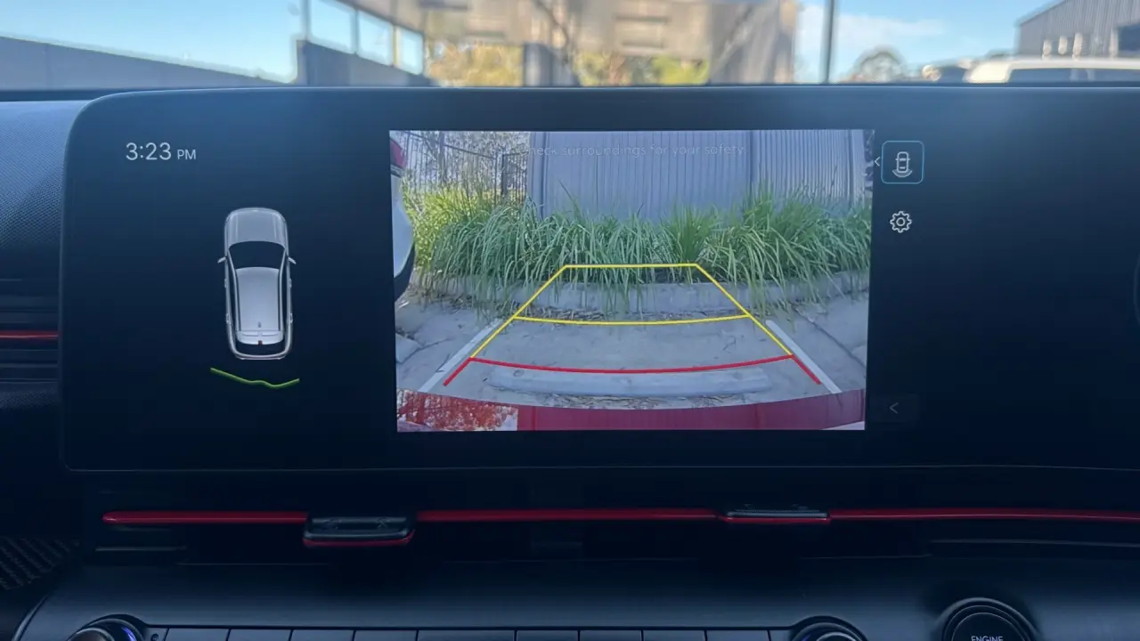 2023 HYUNDAI KONA Gallery Image 6