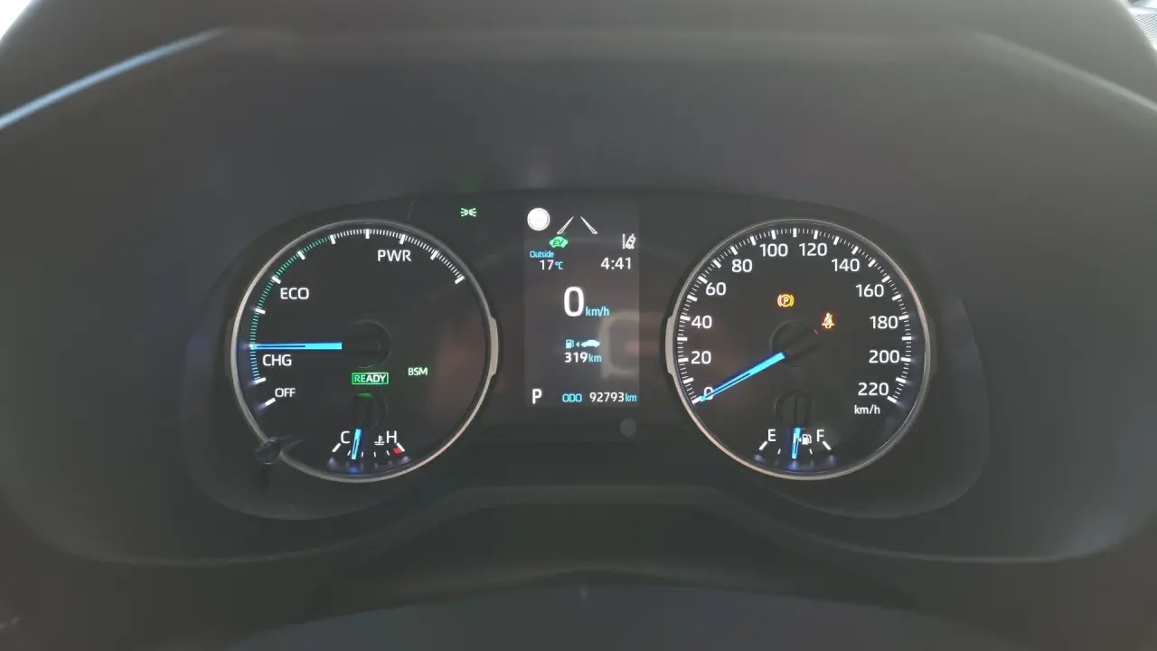 2020 Toyota Rav4 Hybrid Gallery Image 11
