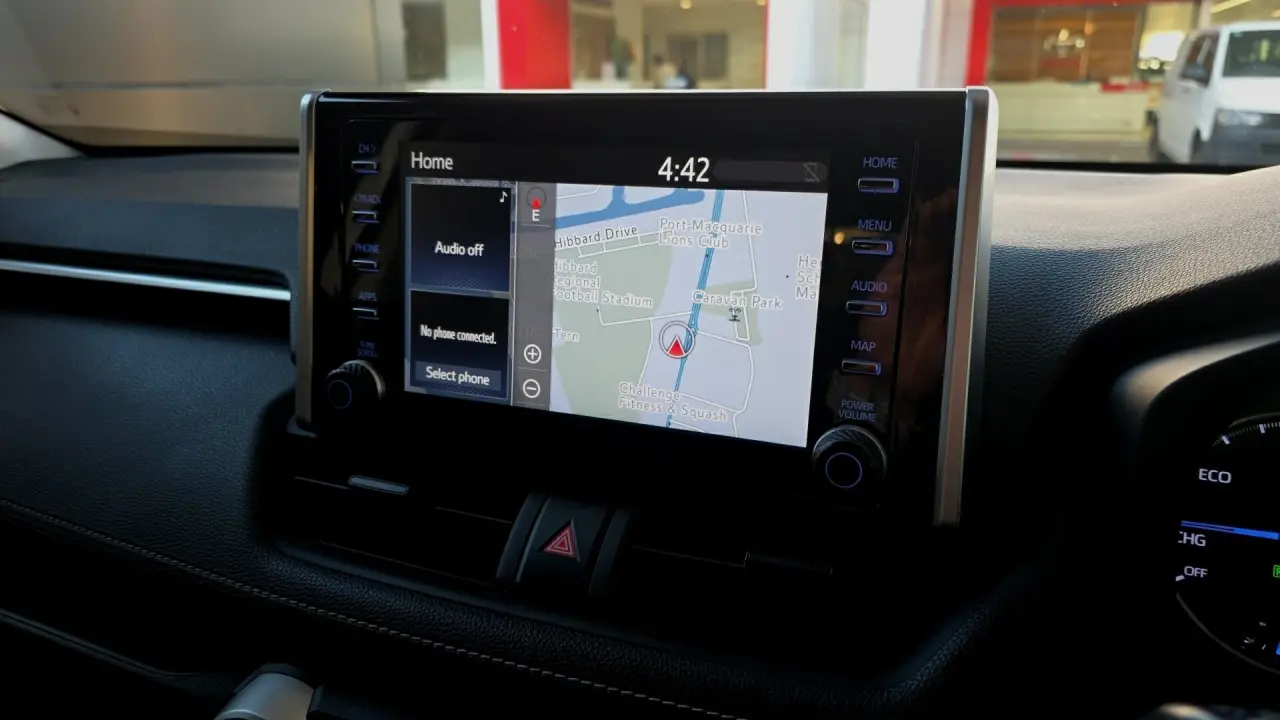 2020 Toyota Rav4 Hybrid Gallery Image 12