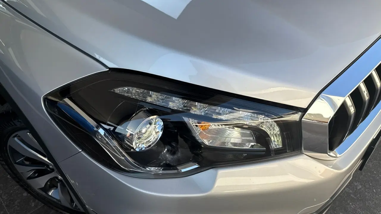 2020 SUZUKI S-CROSS Gallery Image 3