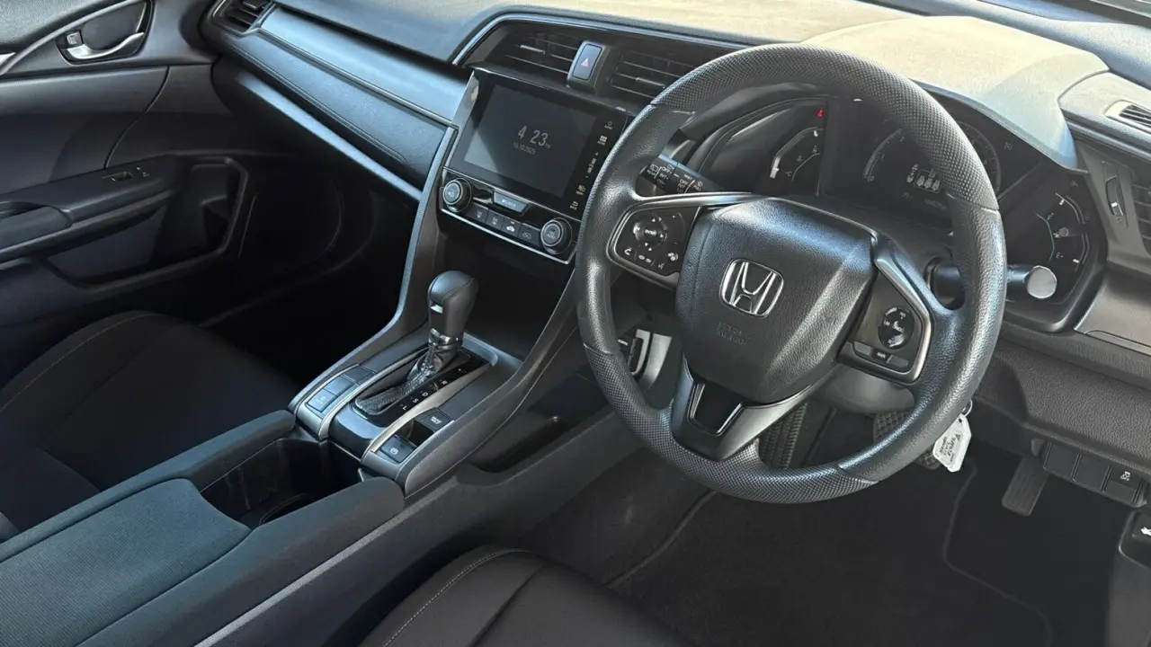 2019 HONDA CIVIC Gallery Image 10