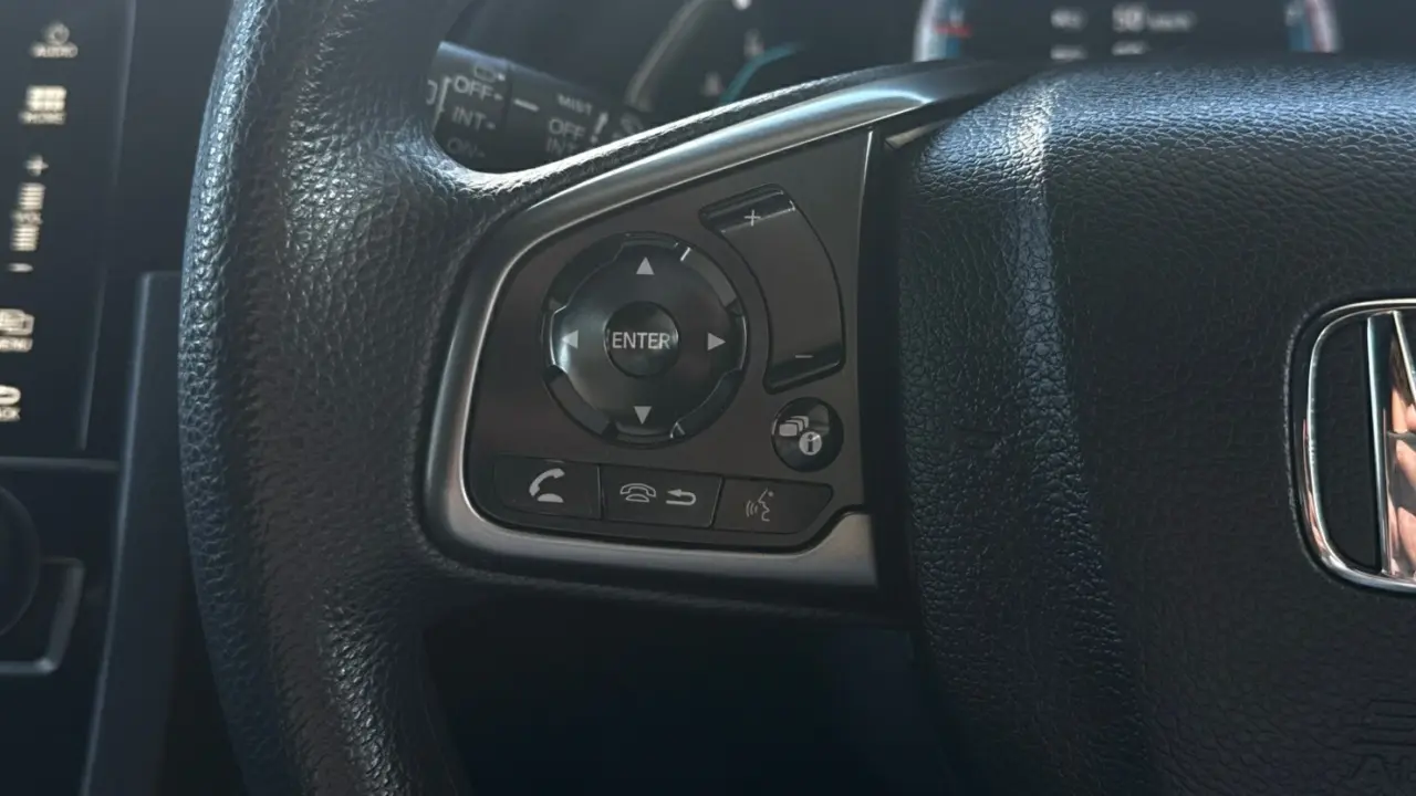 2019 HONDA CIVIC Gallery Image 12