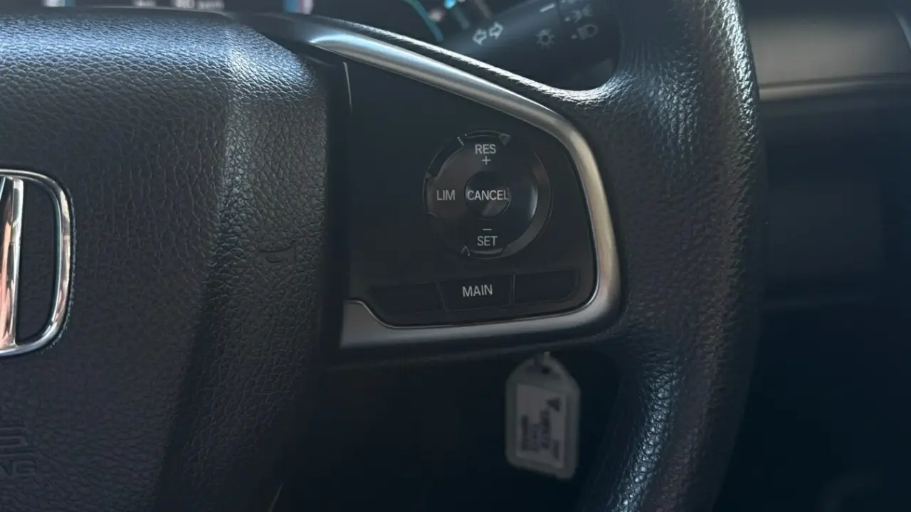 2019 HONDA CIVIC Gallery Image 13