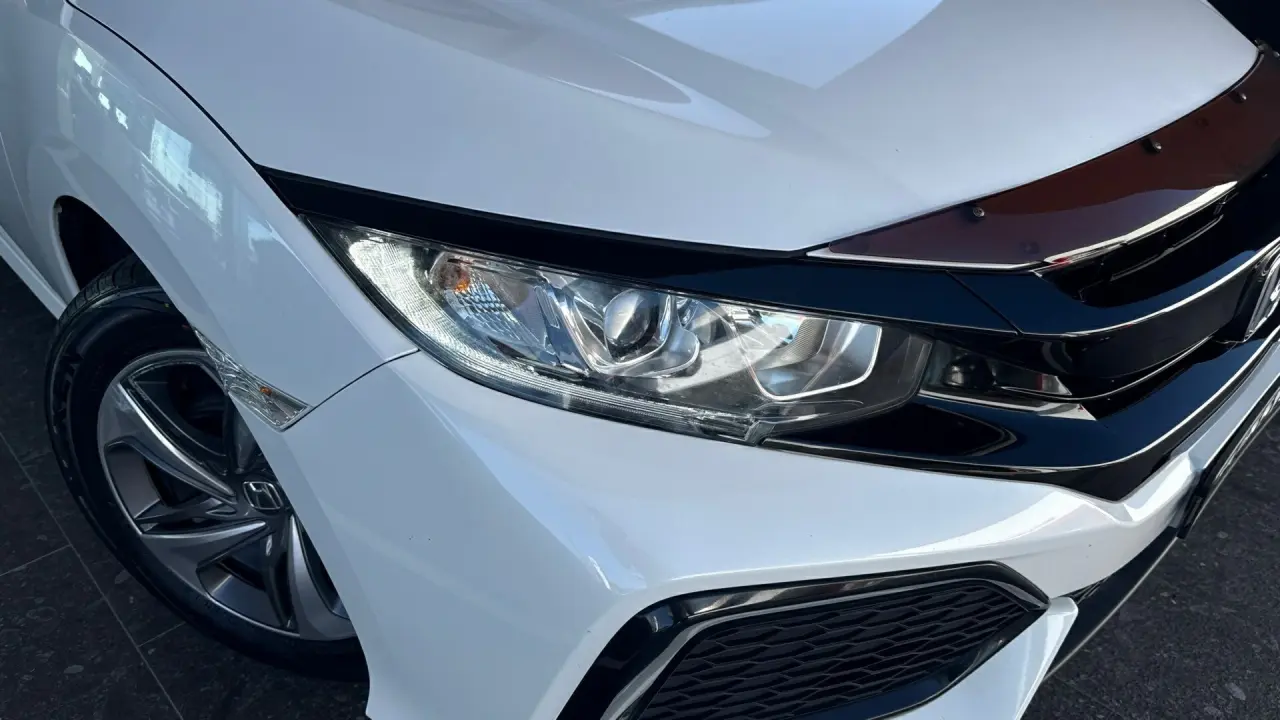 2019 HONDA CIVIC Gallery Image 3