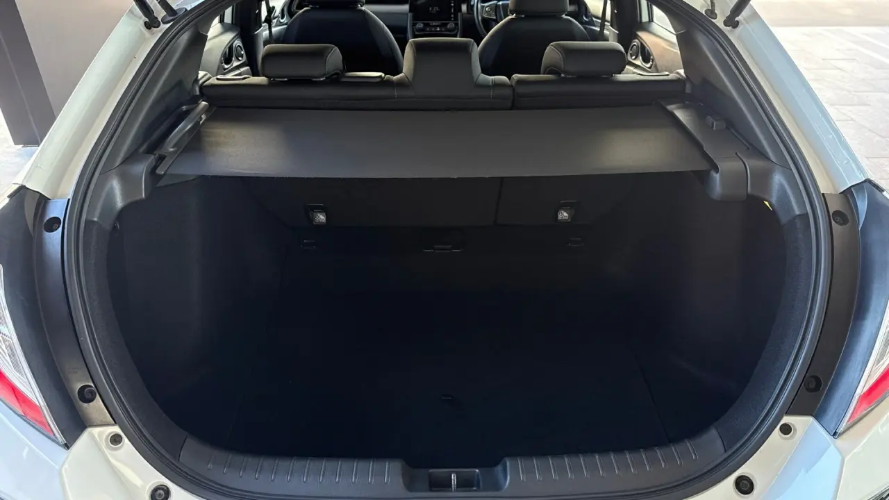 2019 HONDA CIVIC Gallery Image 8