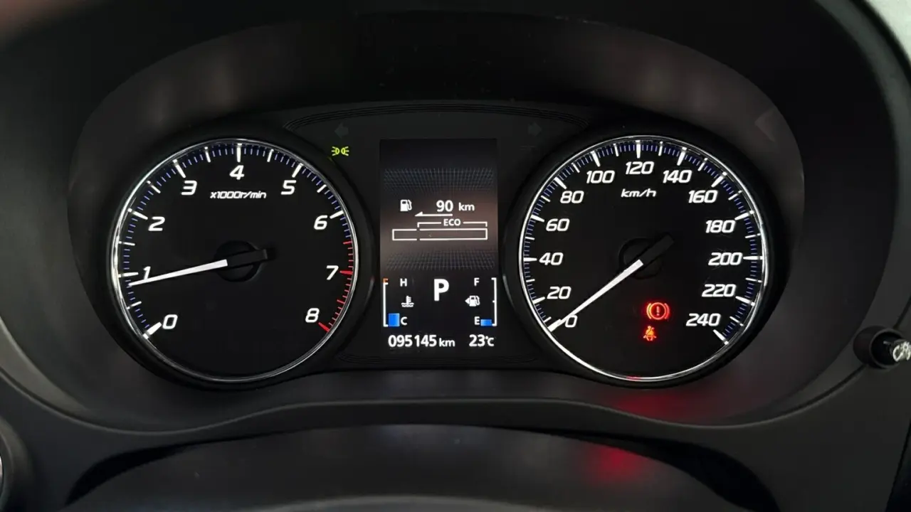 2020 MITSUBISHI OUTLANDER Gallery Image 16