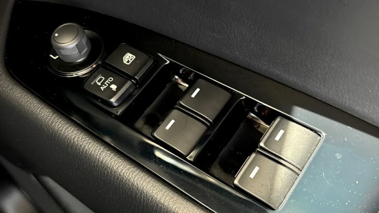 2018 MAZDA CX-5 Gallery Image 16