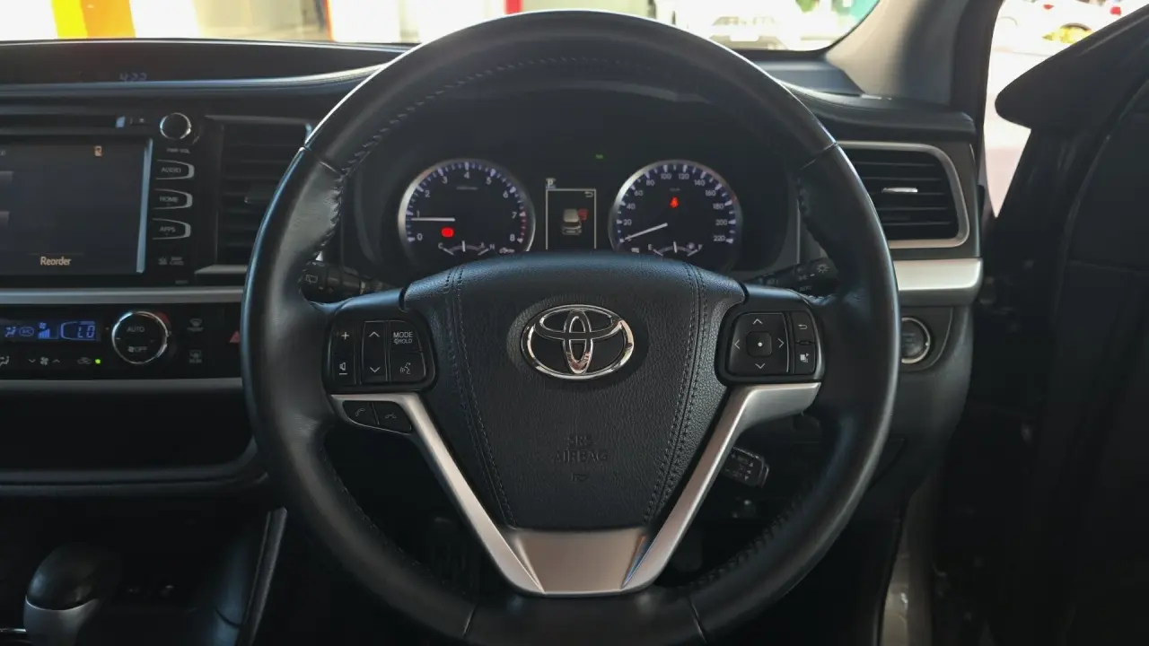 2017 Toyota Kluger Gallery Image 12