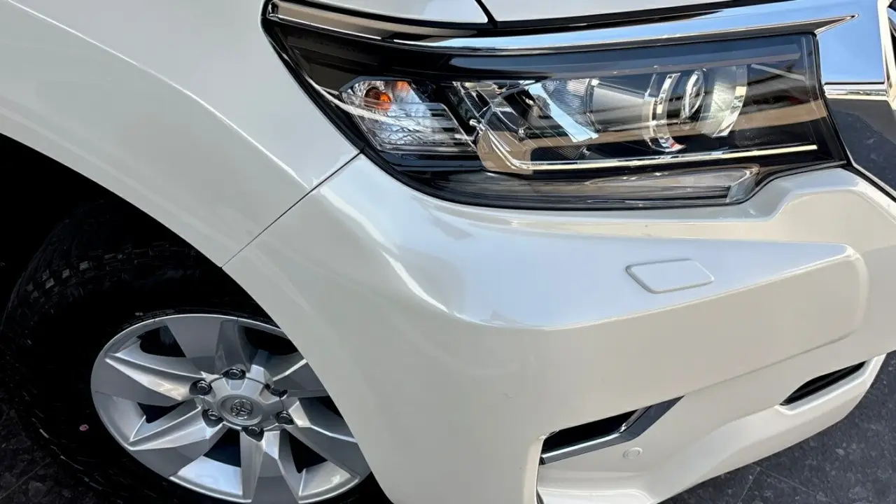 2017 Toyota Prado Gallery Image 3