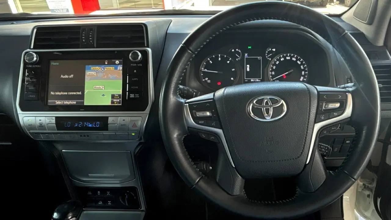 2017 Toyota Prado Gallery Image 9