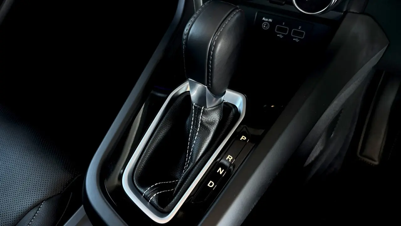 2023 RENAULT ARKANA Gallery Image 13