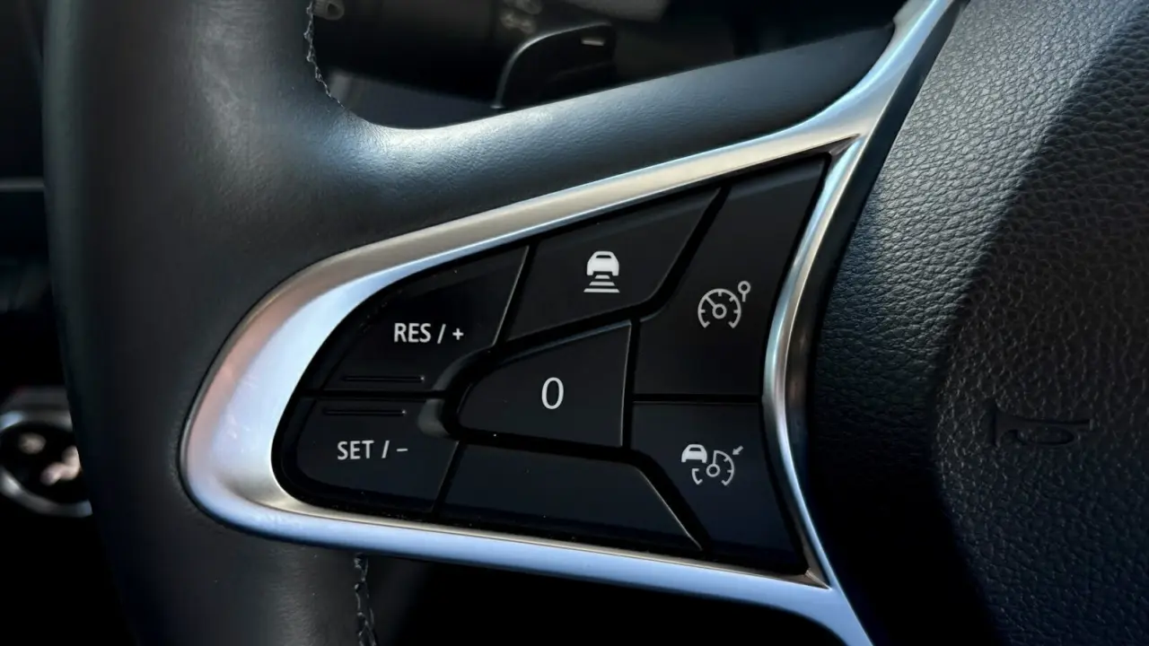 2023 RENAULT ARKANA Gallery Image 16