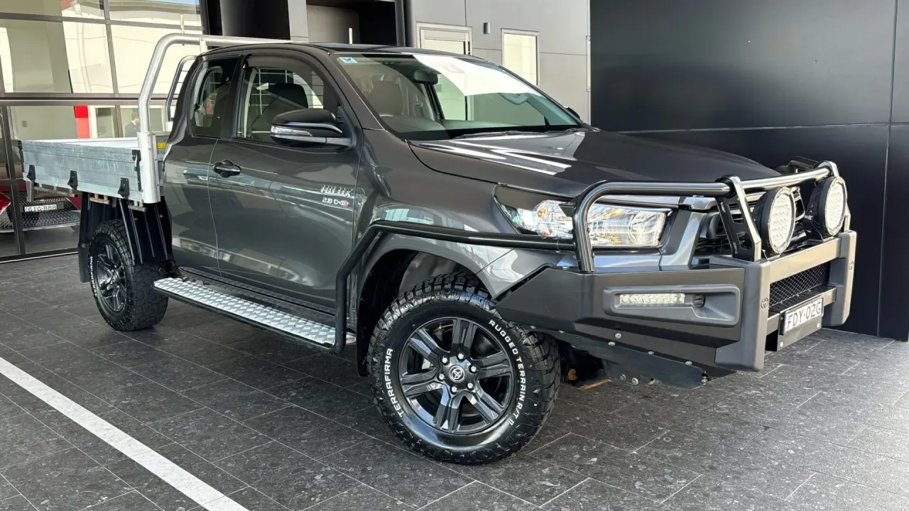 2023 Toyota Hilux Gallery Image 1
