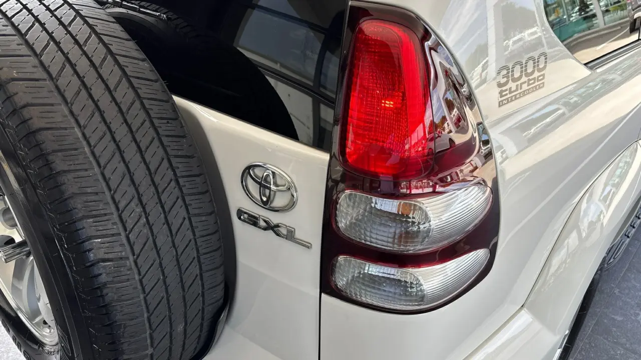 2008 Toyota Prado Gallery Image 4