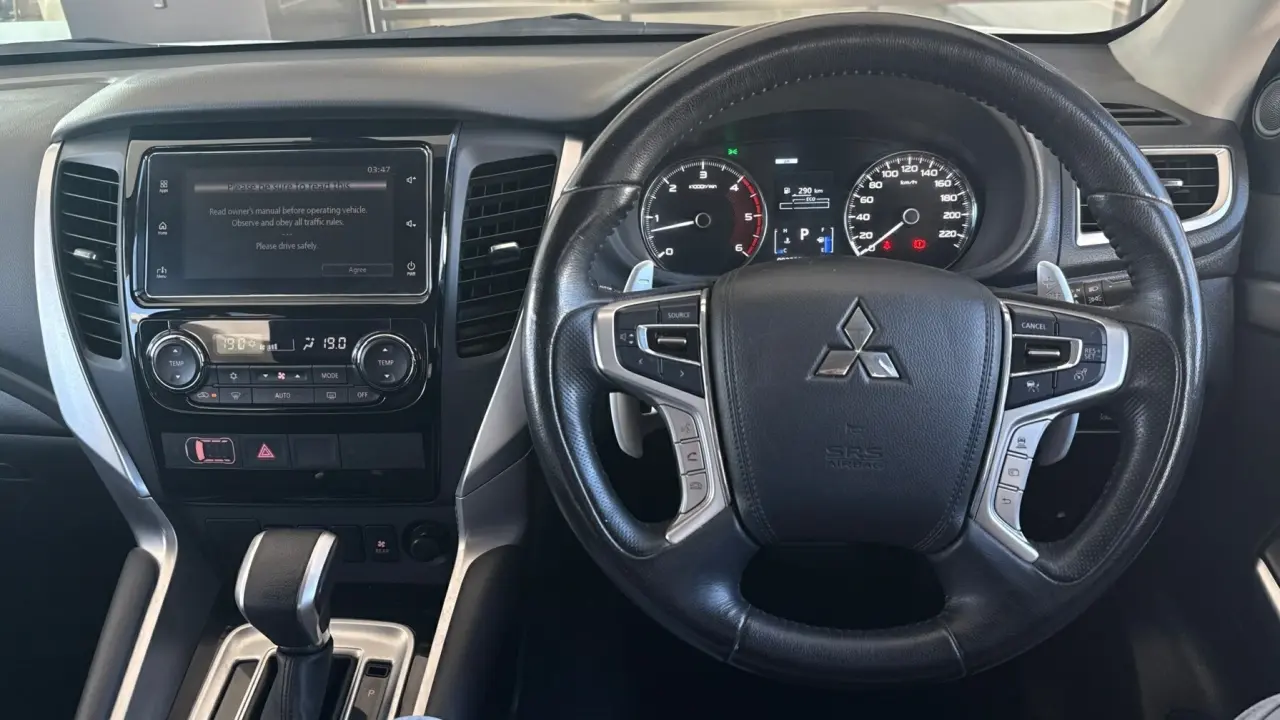 2018 MITSUBISHI PAJERO SPORT Gallery Image 10