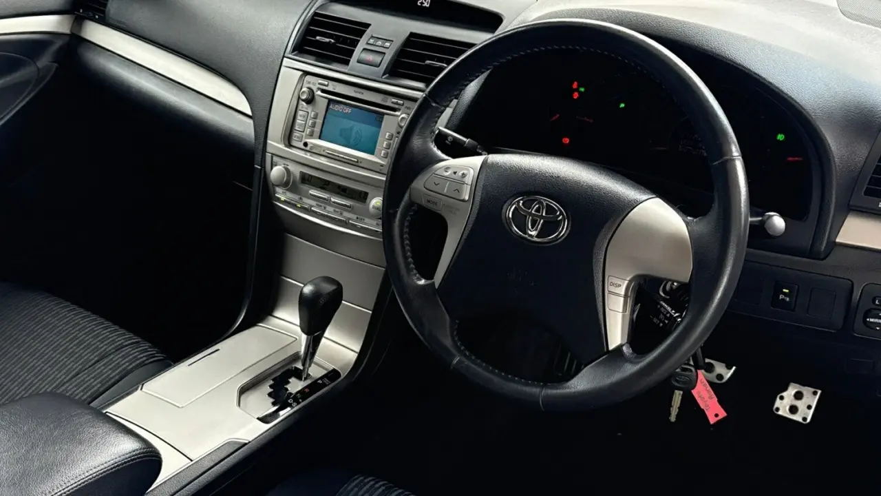 2011 Toyota Aurion Gallery Image 10