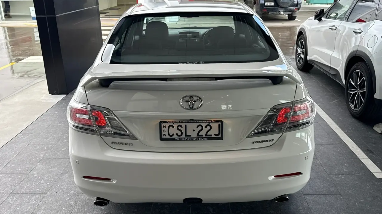 2011 Toyota Aurion Gallery Image 6