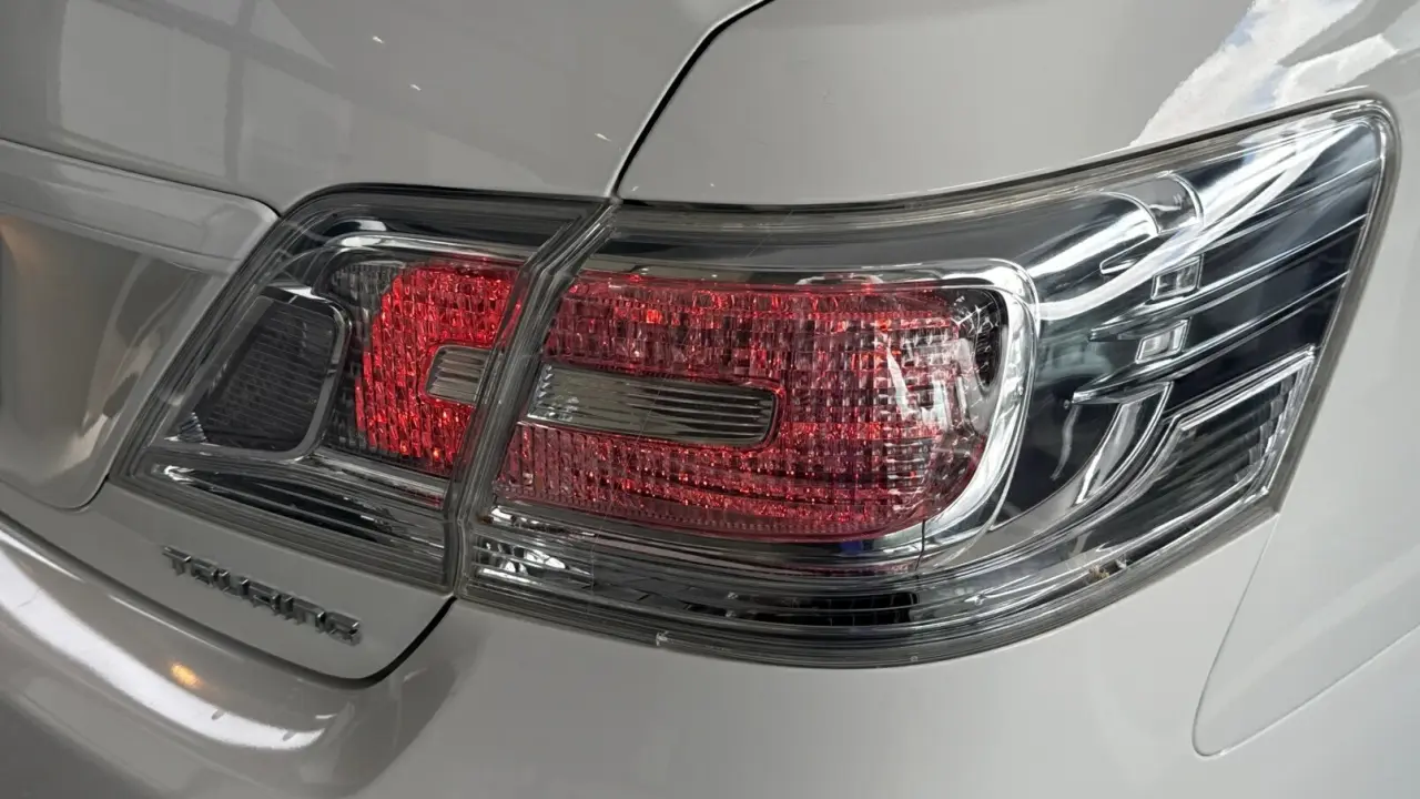 2011 Toyota Aurion Gallery Image 7