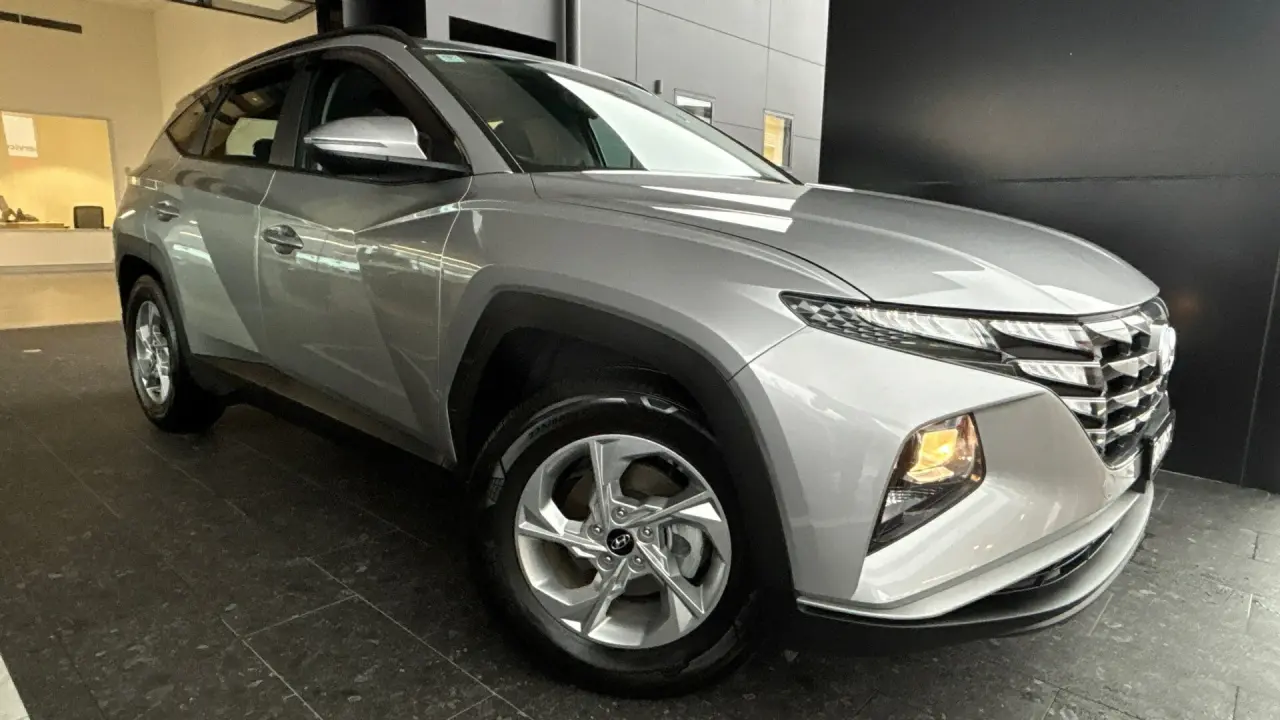 2023 HYUNDAI TUCSON Gallery Image 1