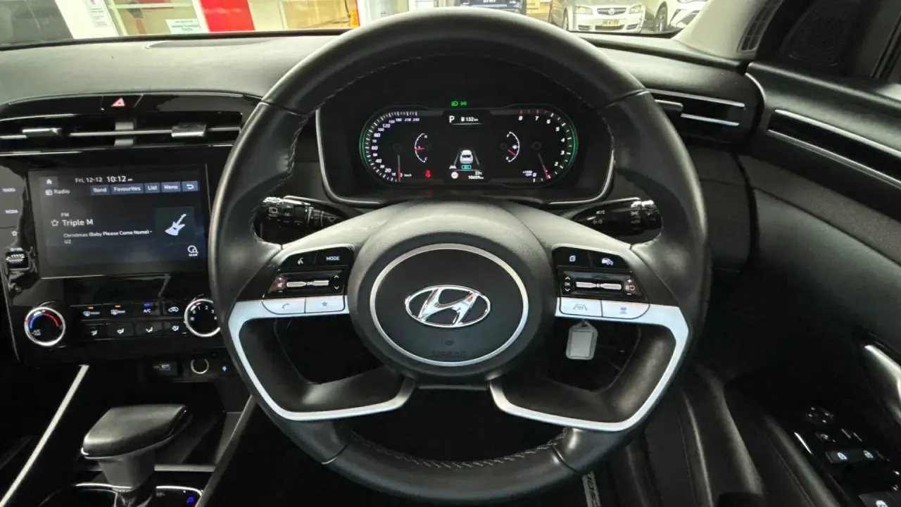 2023 HYUNDAI TUCSON Gallery Image 10