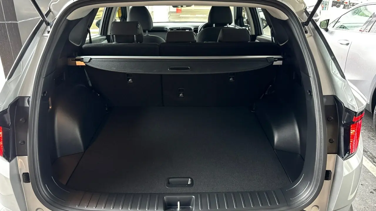 2023 HYUNDAI TUCSON Gallery Image 6