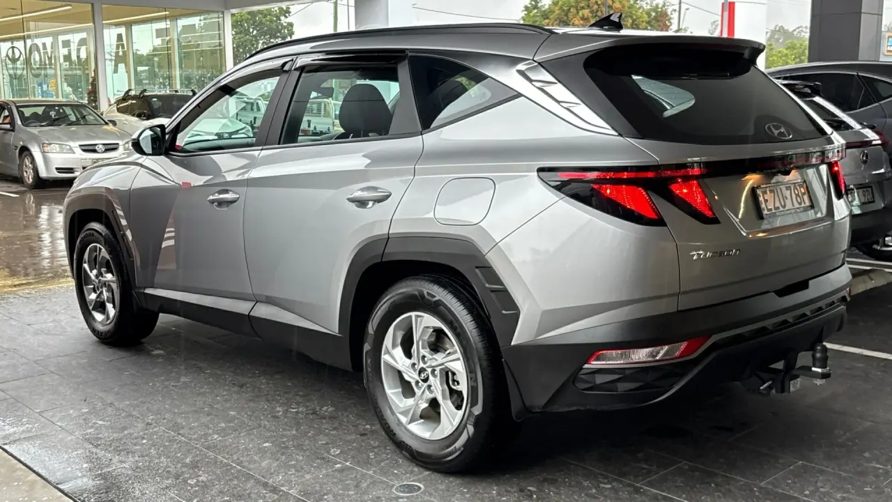 2023 HYUNDAI TUCSON Gallery Image 7