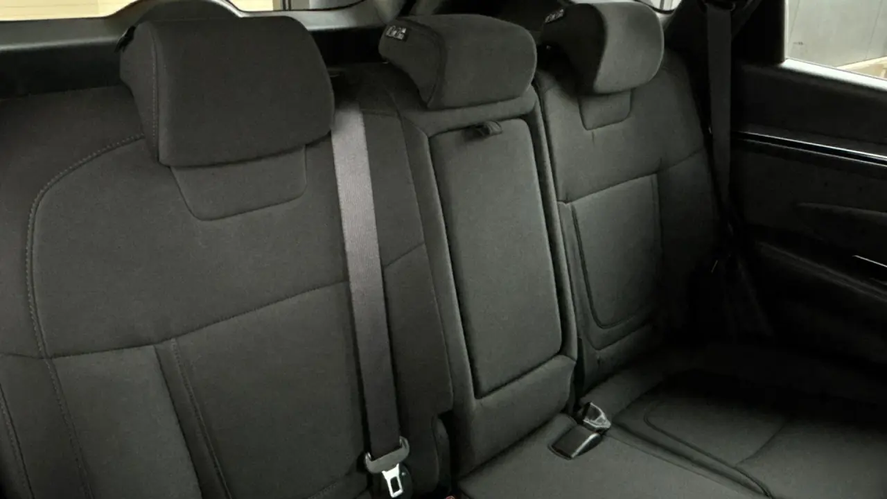 2023 HYUNDAI TUCSON Gallery Image 8