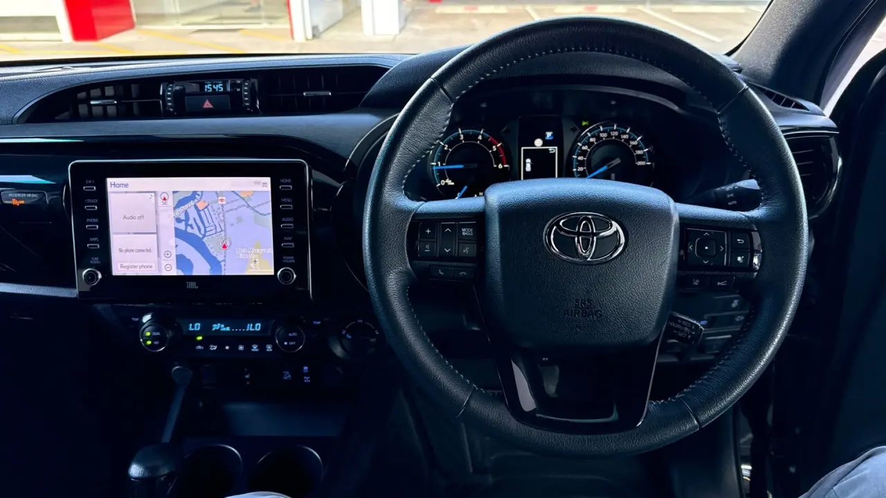 2022 Toyota Hilux Gallery Image 8