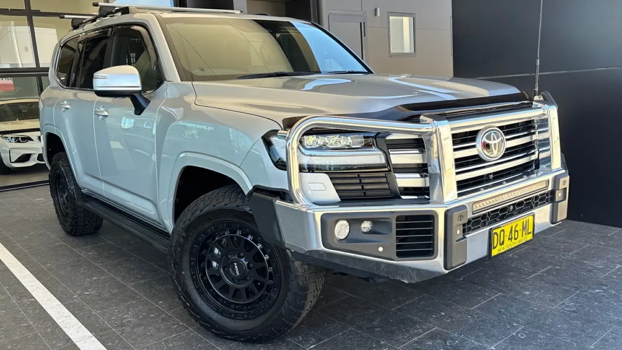 2023 Toyota Landcruiser Gallery Image 1