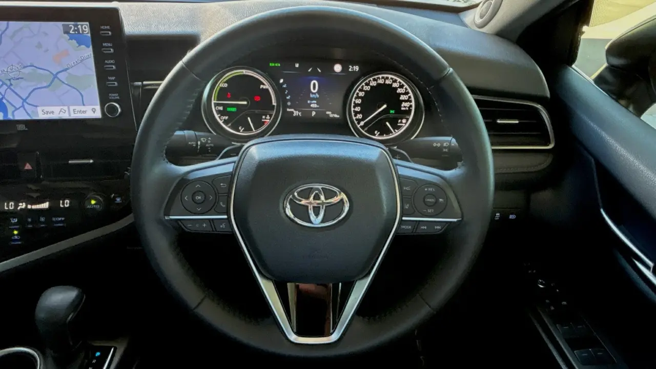 2022 Toyota Camry Hybrid Gallery Image 10