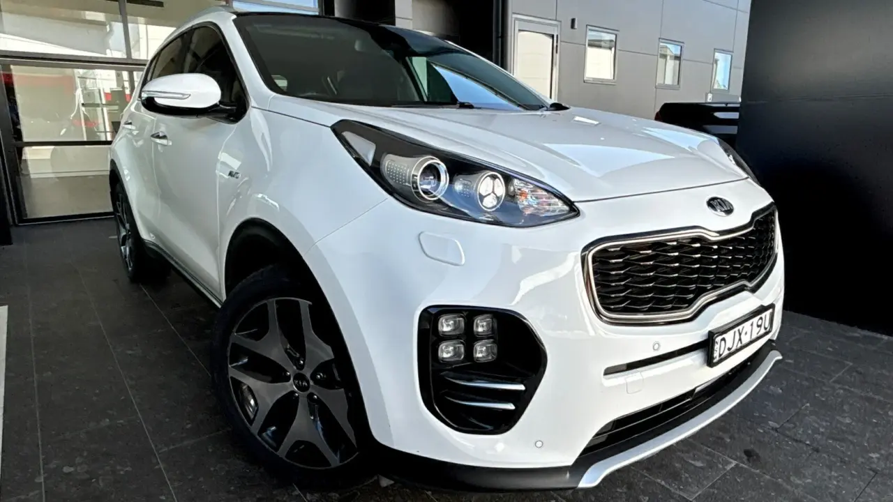 2016 KIA SPORTAGE Gallery Image 1