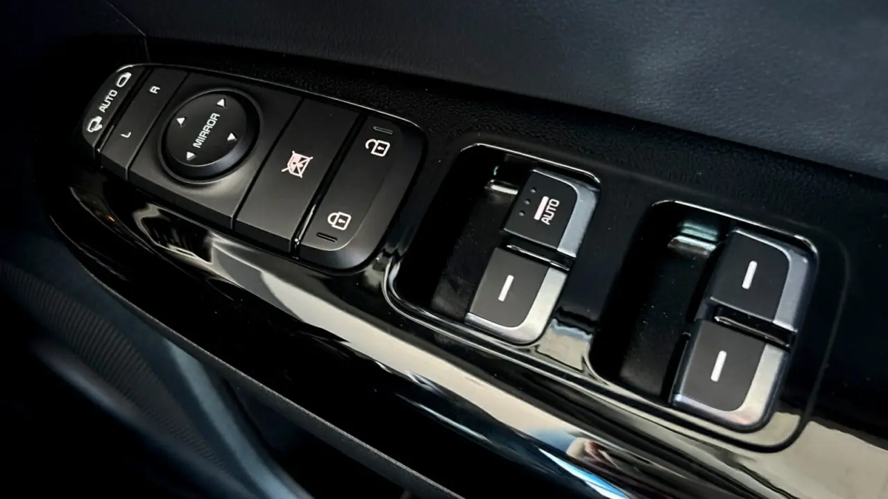 2016 KIA SPORTAGE Gallery Image 21