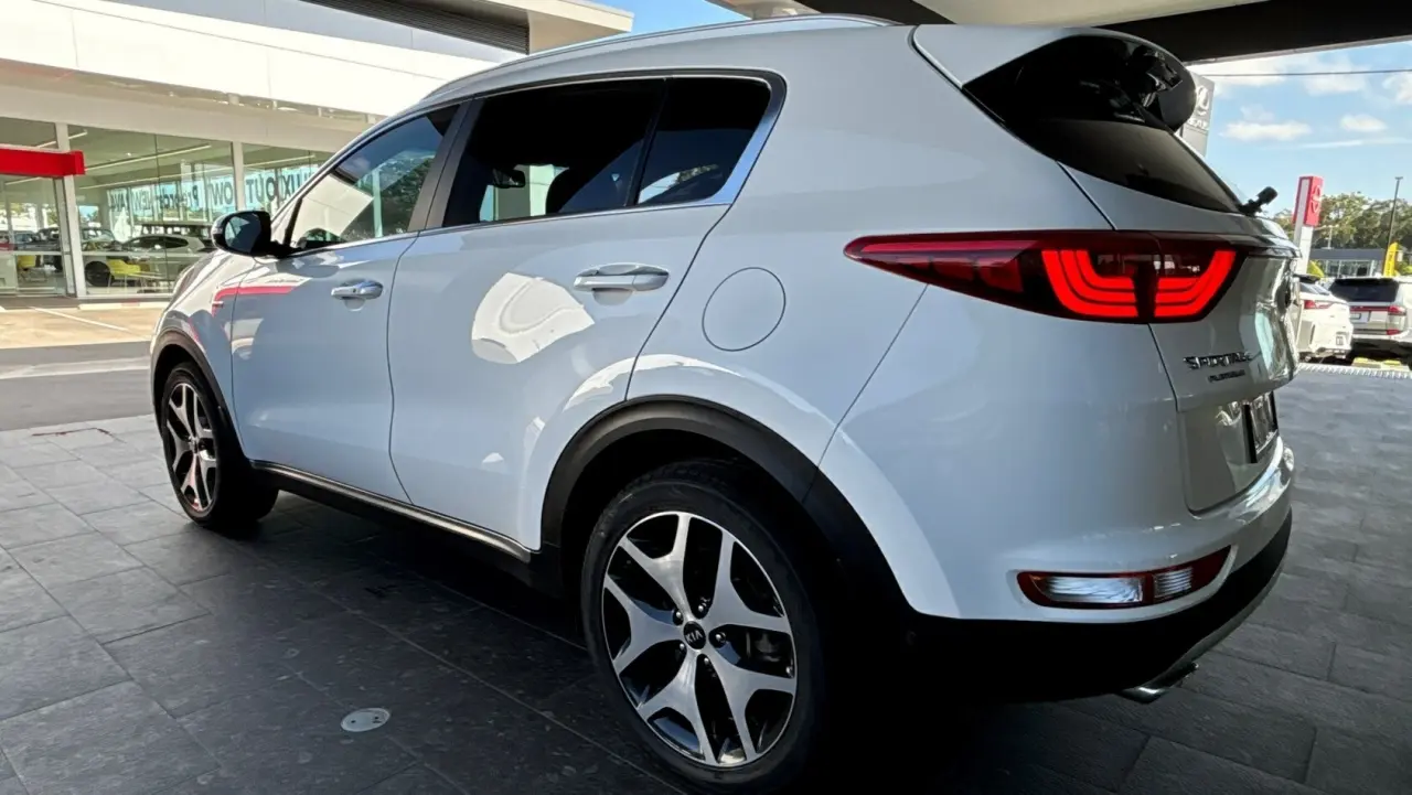 2016 KIA SPORTAGE Gallery Image 9