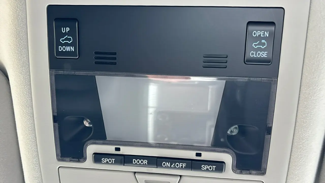 2016 Toyota Landcruiser Gallery Image 17