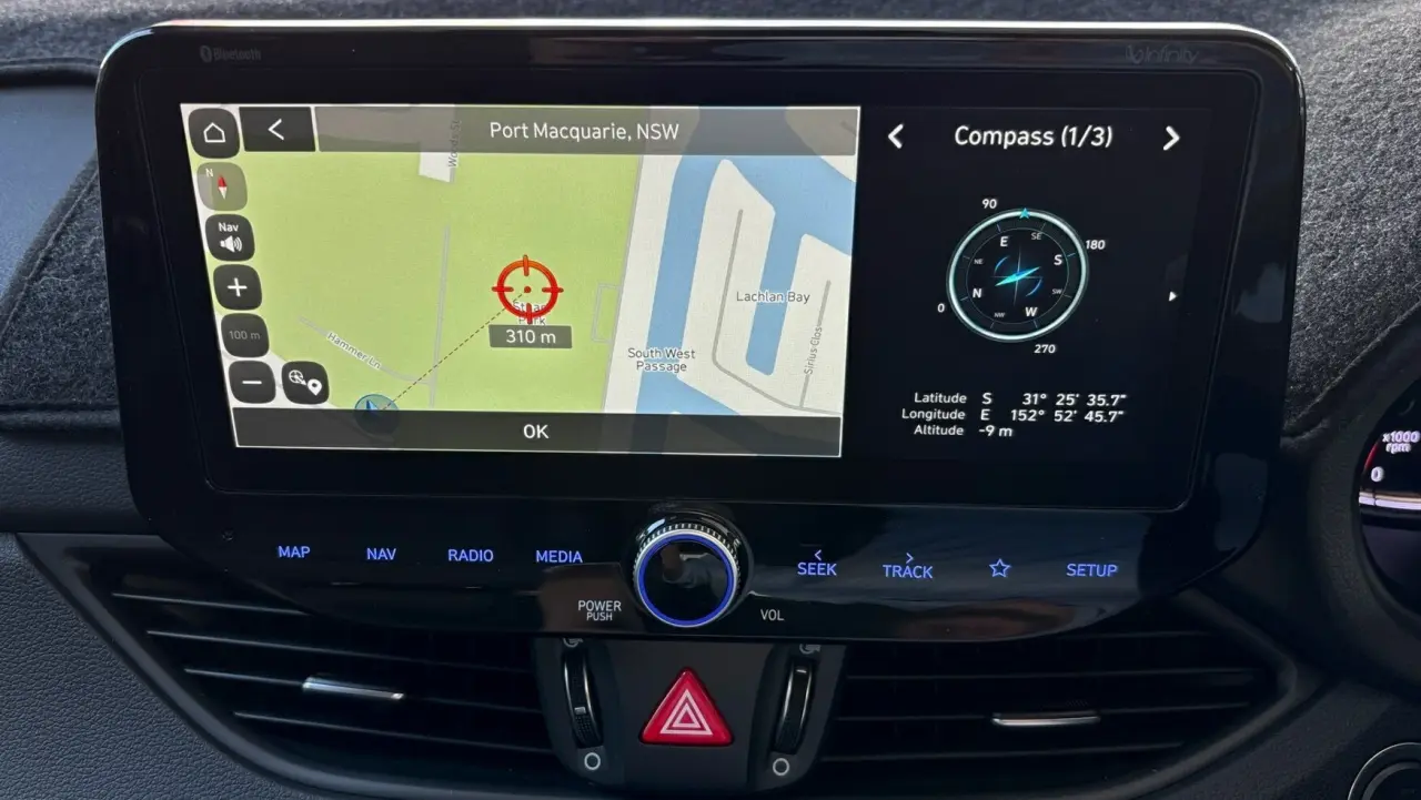 2023 HYUNDAI i30 Gallery Image 11