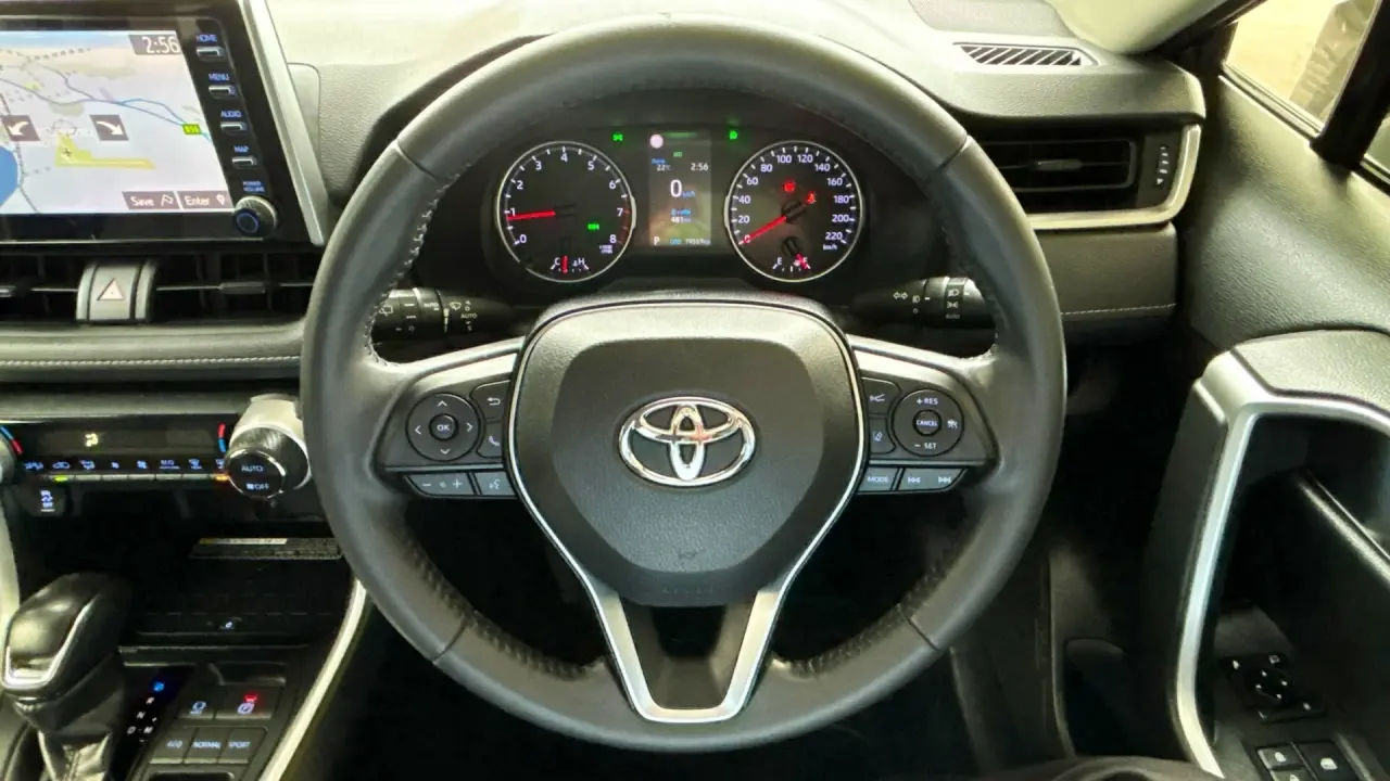 2020 Toyota RAV4 Gallery Image 10