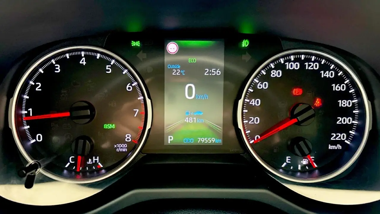 2020 Toyota RAV4 Gallery Image 11