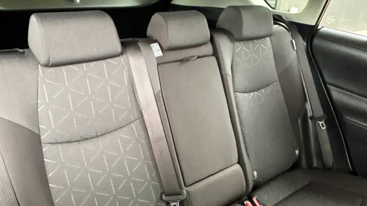 2020 Toyota RAV4 Gallery Image 8