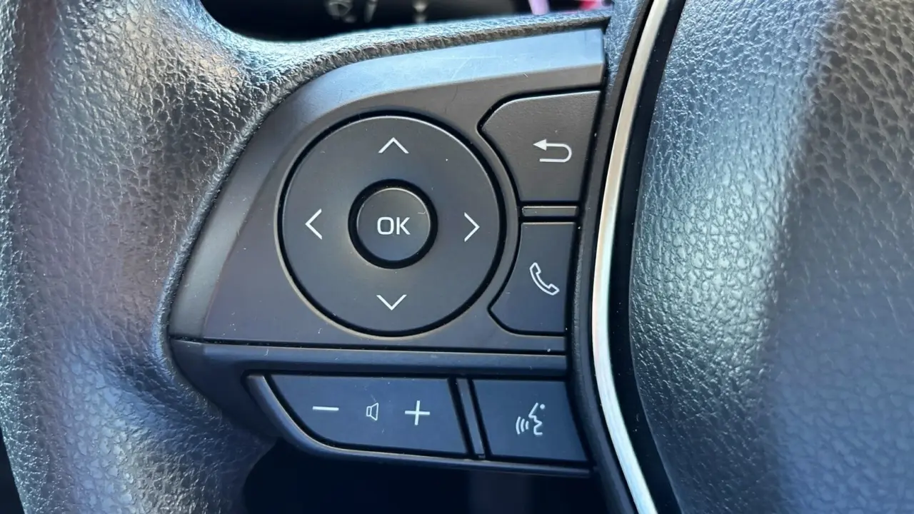 2019 Toyota Camry Gallery Image 15