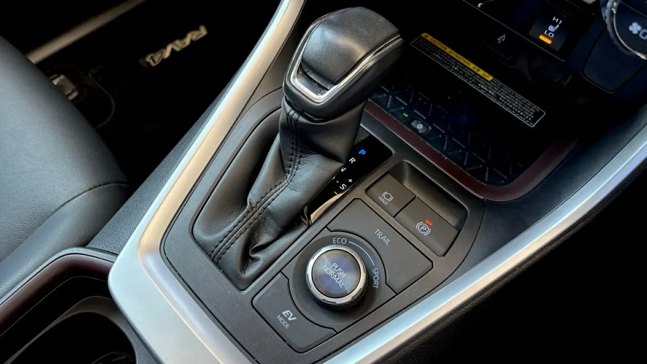 2021 Toyota Rav4 Hybrid Gallery Image 15