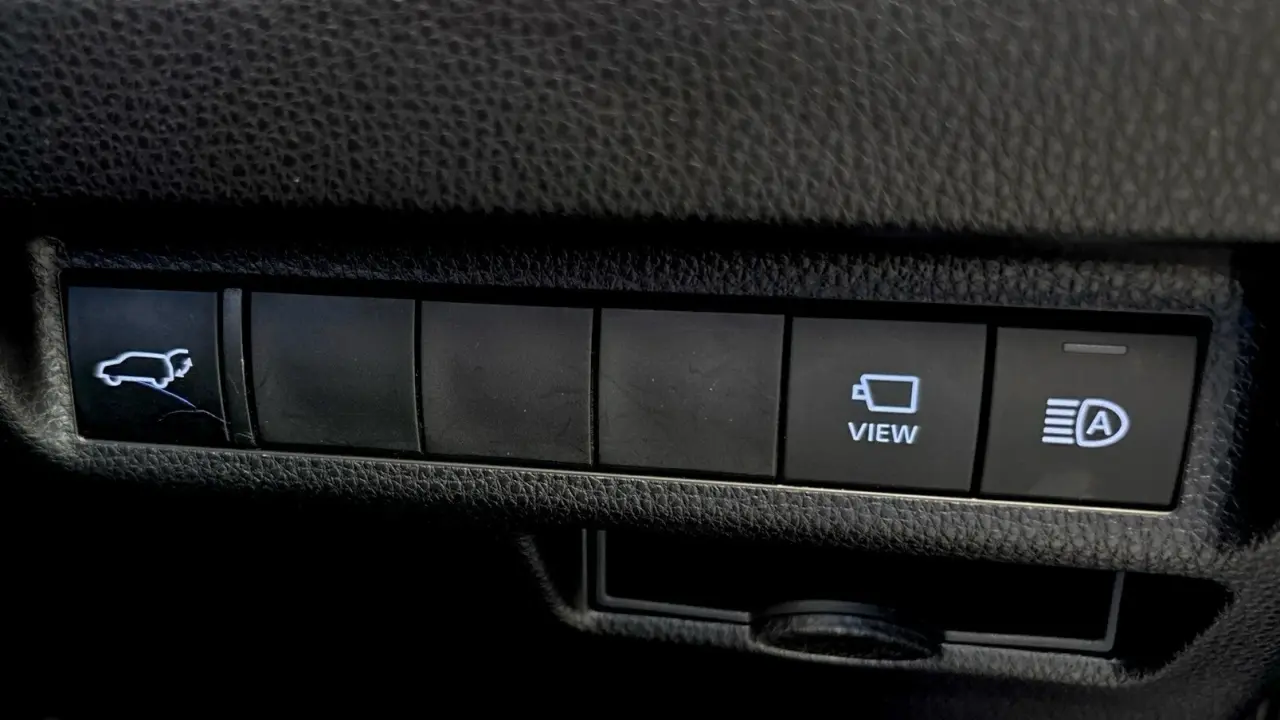 2021 Toyota Rav4 Hybrid Gallery Image 20