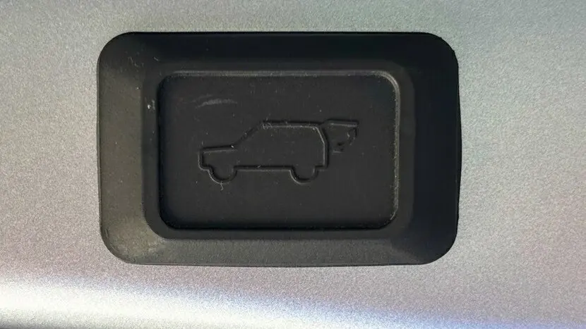 2021 Toyota Rav4 Hybrid Gallery Image 7