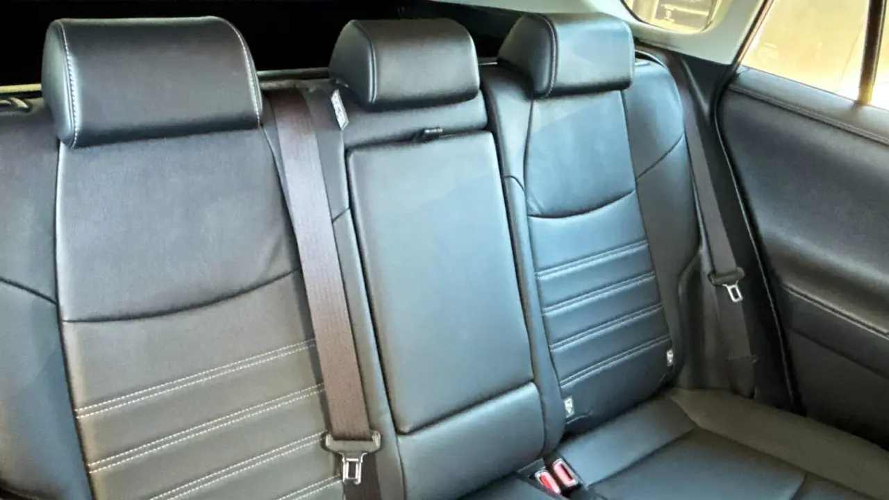 2021 Toyota Rav4 Hybrid Gallery Image 9