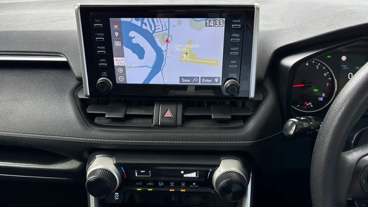 2020 Toyota RAV4 Gallery Image 11