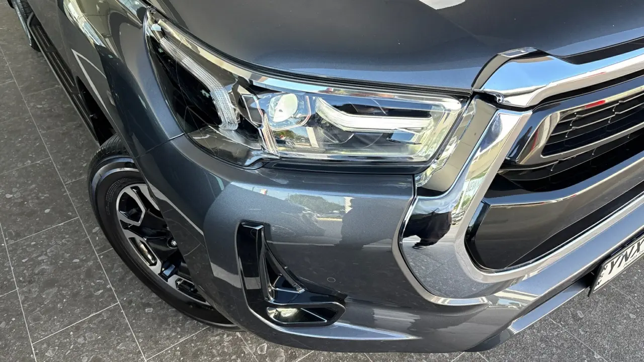 2023 Toyota Hilux Gallery Image 19