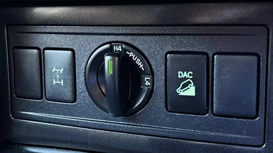 2017 Toyota Prado Gallery Image 10