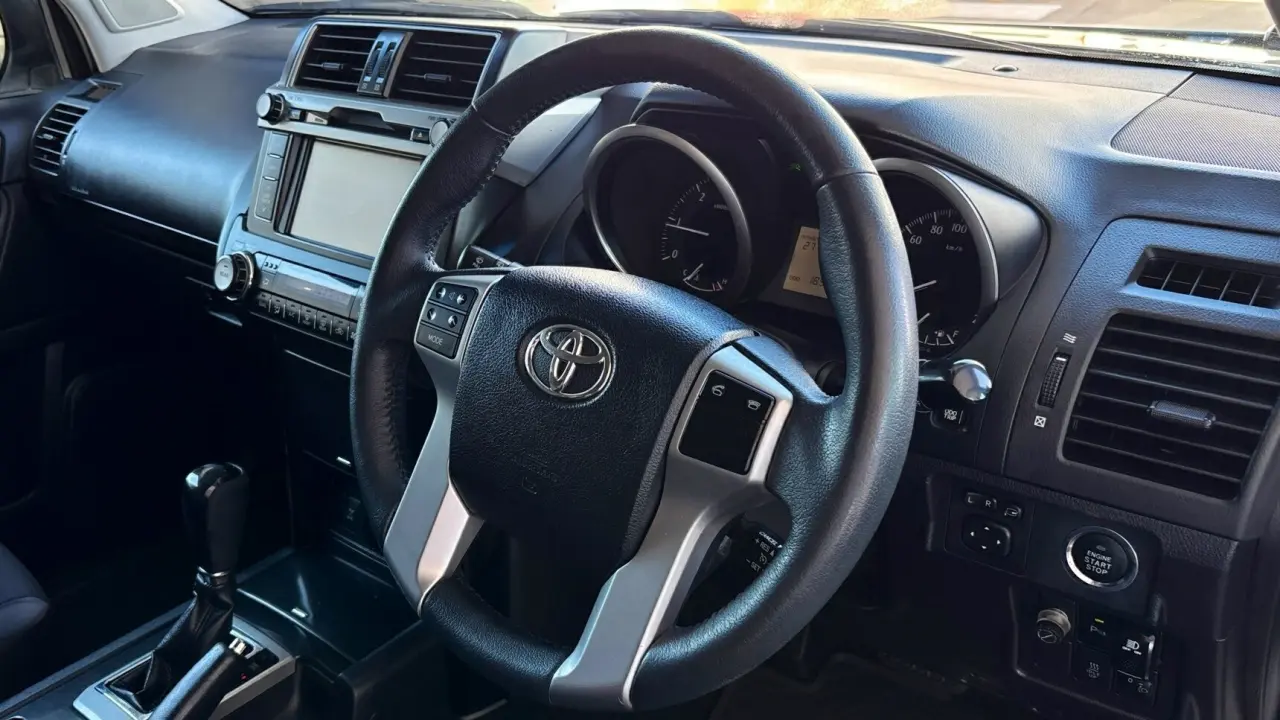 2017 Toyota Prado Gallery Image 7