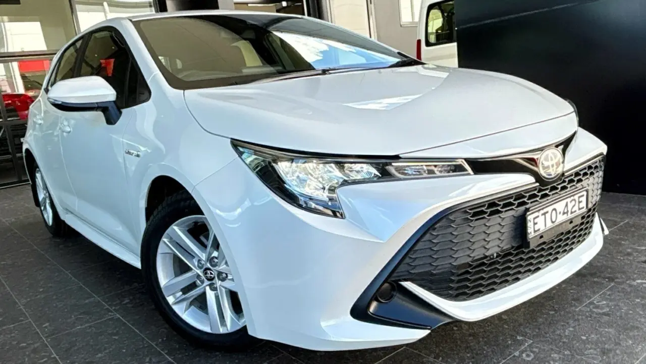 2022 Toyota Corolla Gallery Image 1