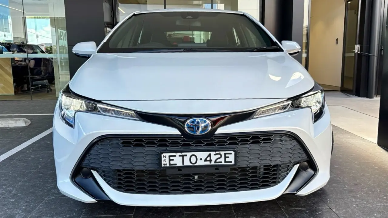 2022 Toyota Corolla Gallery Image 2